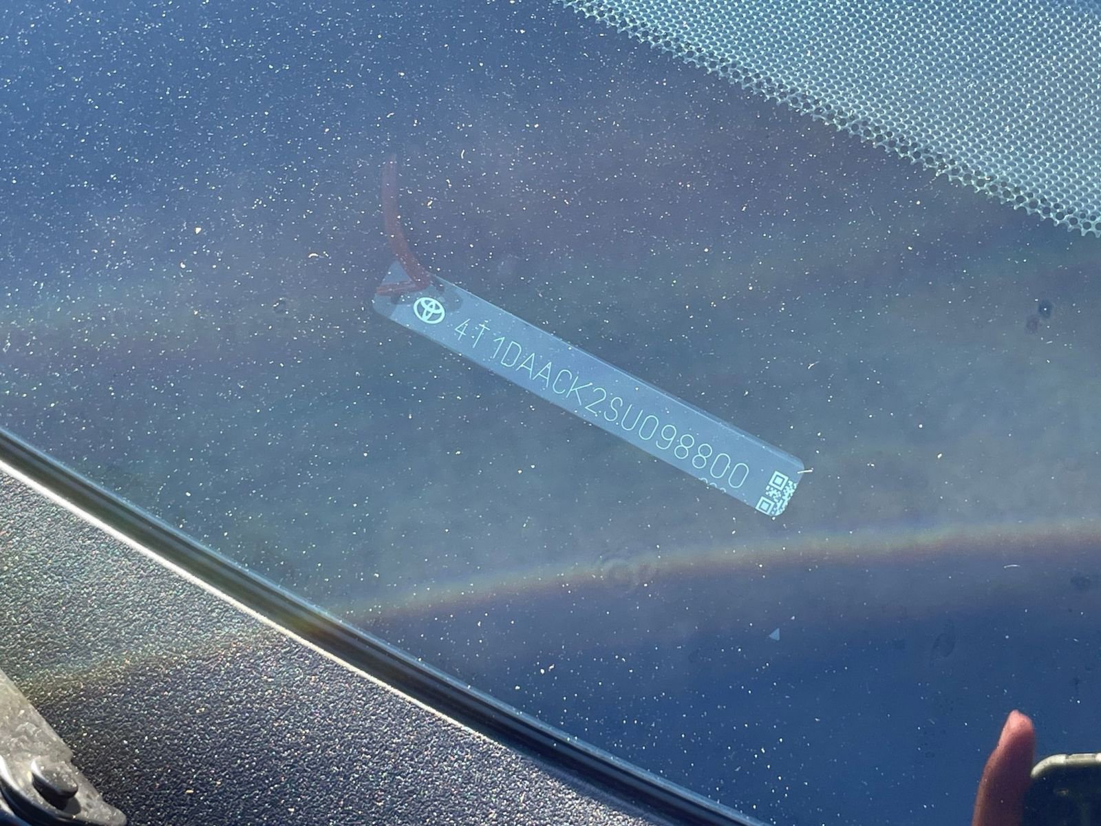 Used 2025 Toyota Camry LE image 29