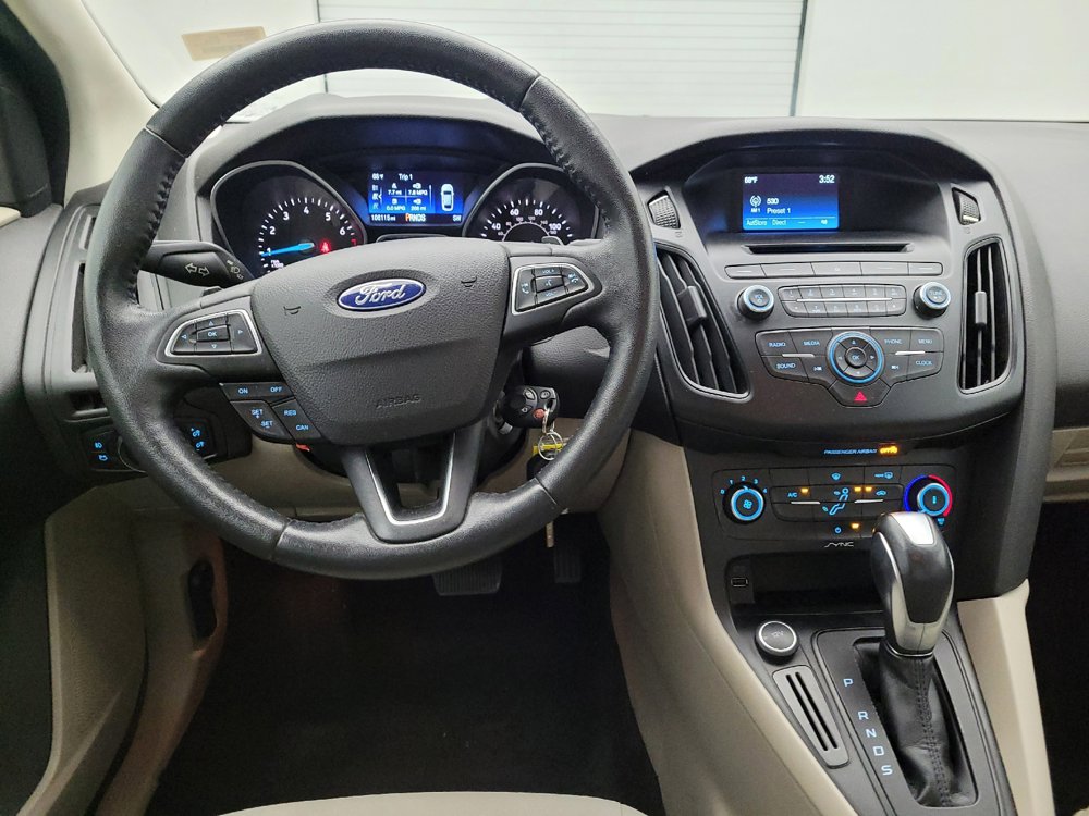 Used 2015 Ford Focus SE w/ SE Sport Package FWD image 22