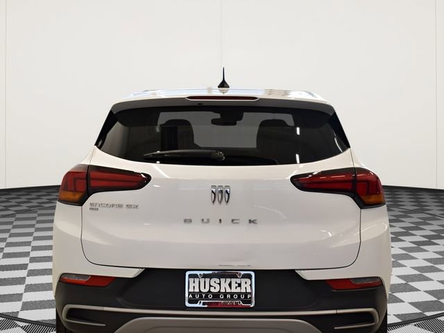 Used 2025 Buick Encore GX Preferred AWD/4WD image 11