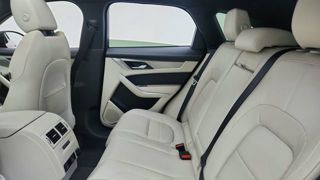 Used 2025 Jaguar F-PACE R-Dynamic S image 27