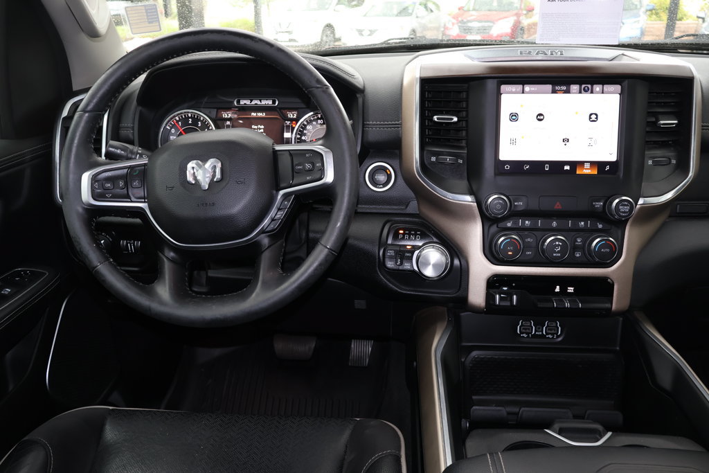 Used 2022 RAM 1500 Laramie AWD/4WD image 2