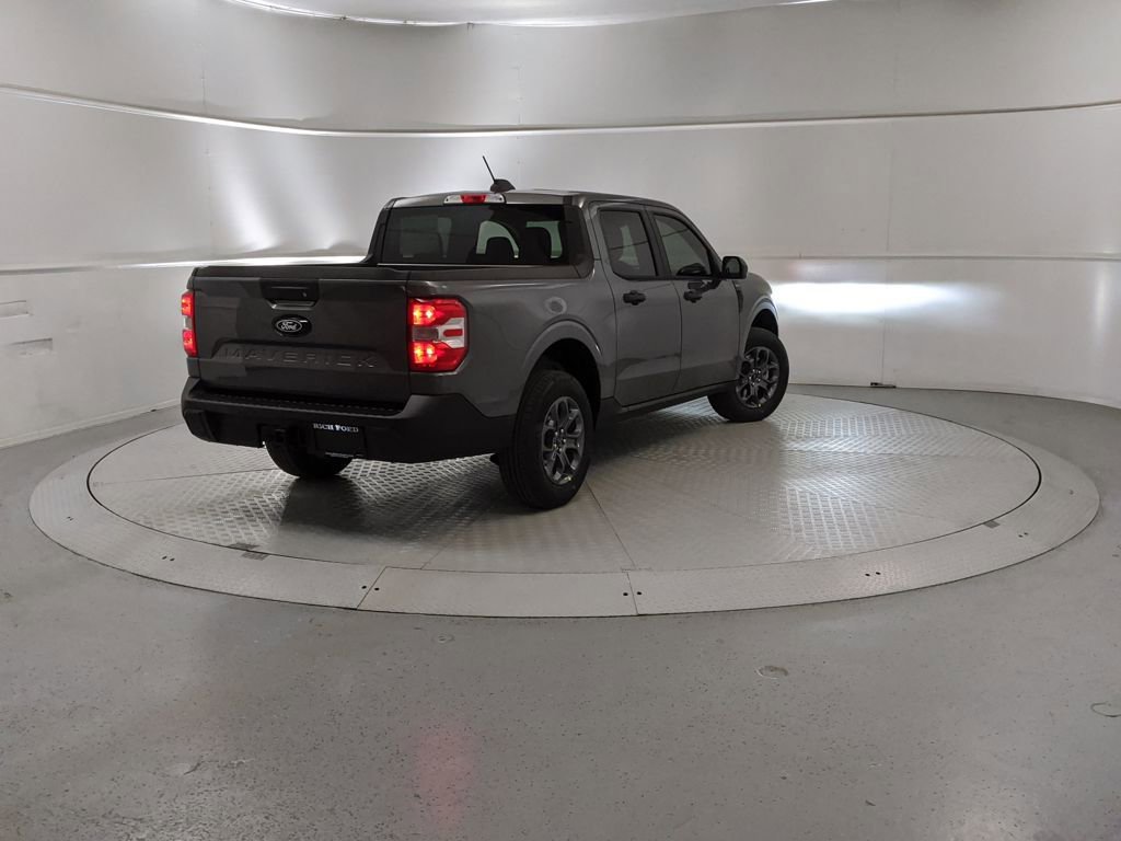 New 2026 Ford Maverick XLT image 3