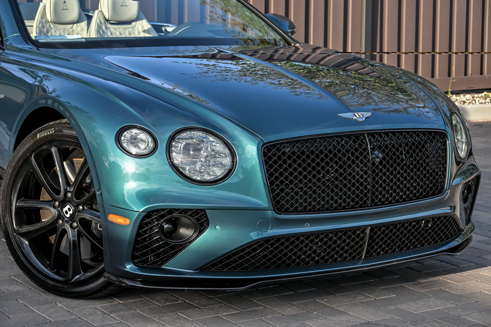 Used 2022 Bentley Continental GT AWD/4WD image 2