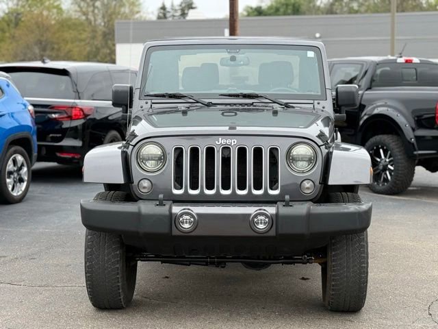 Used 2016 Jeep Wrangler Sahara w/ Connectivity Group AWD/4WD image 27