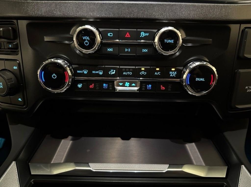 New 2026 Ford F450 Platinum w/ FX4 Off-Road Package image 34