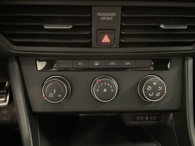 Used 2023 Volkswagen Jetta Sport FWD image 18