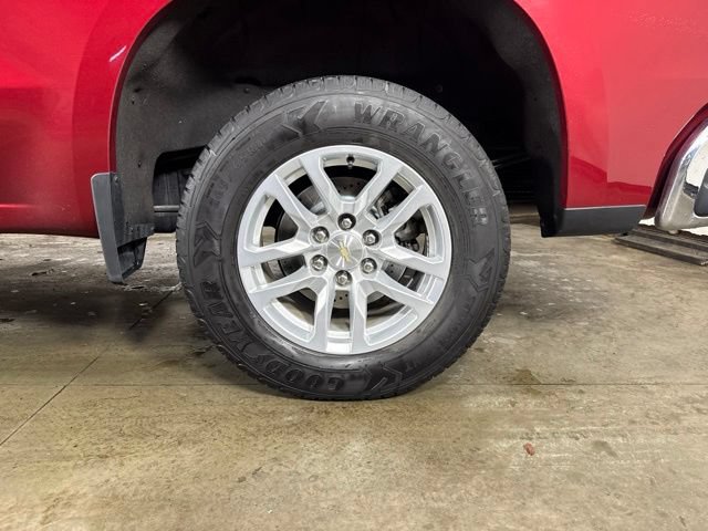Used 2019 Chevrolet Silverado 1500 LT w/ All-Star Edition AWD/4WD image 11