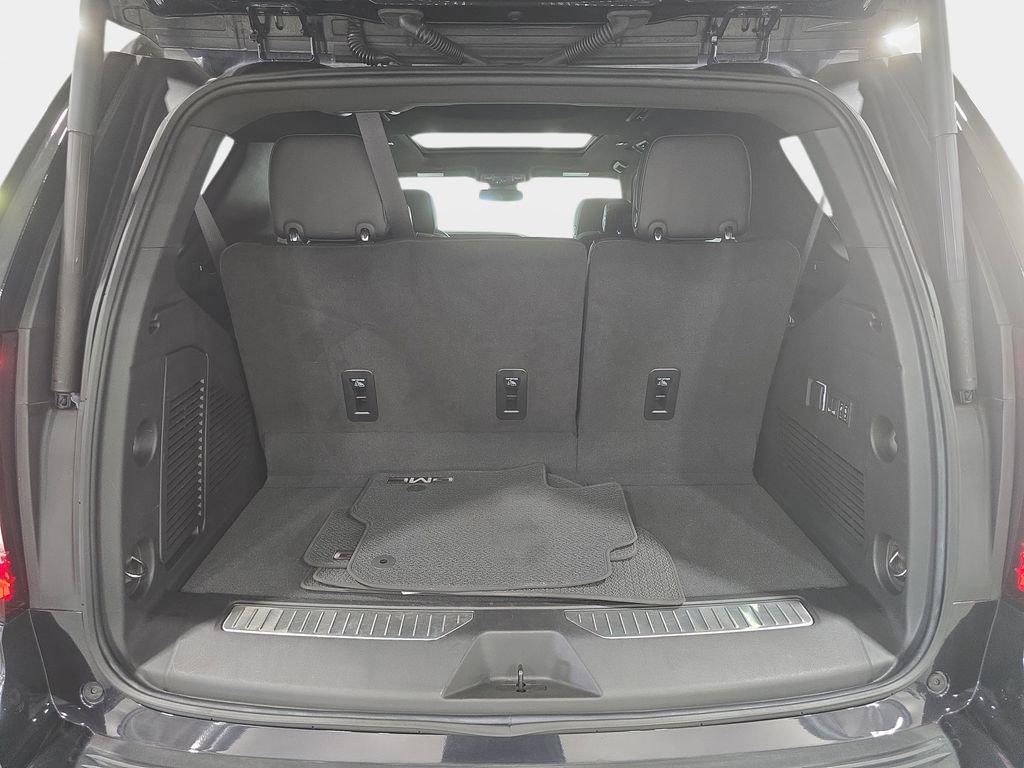 Used 2024 GMC Yukon Denali RWD image 13