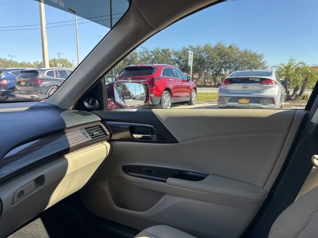 Used 2017 Honda Accord Touring image 31