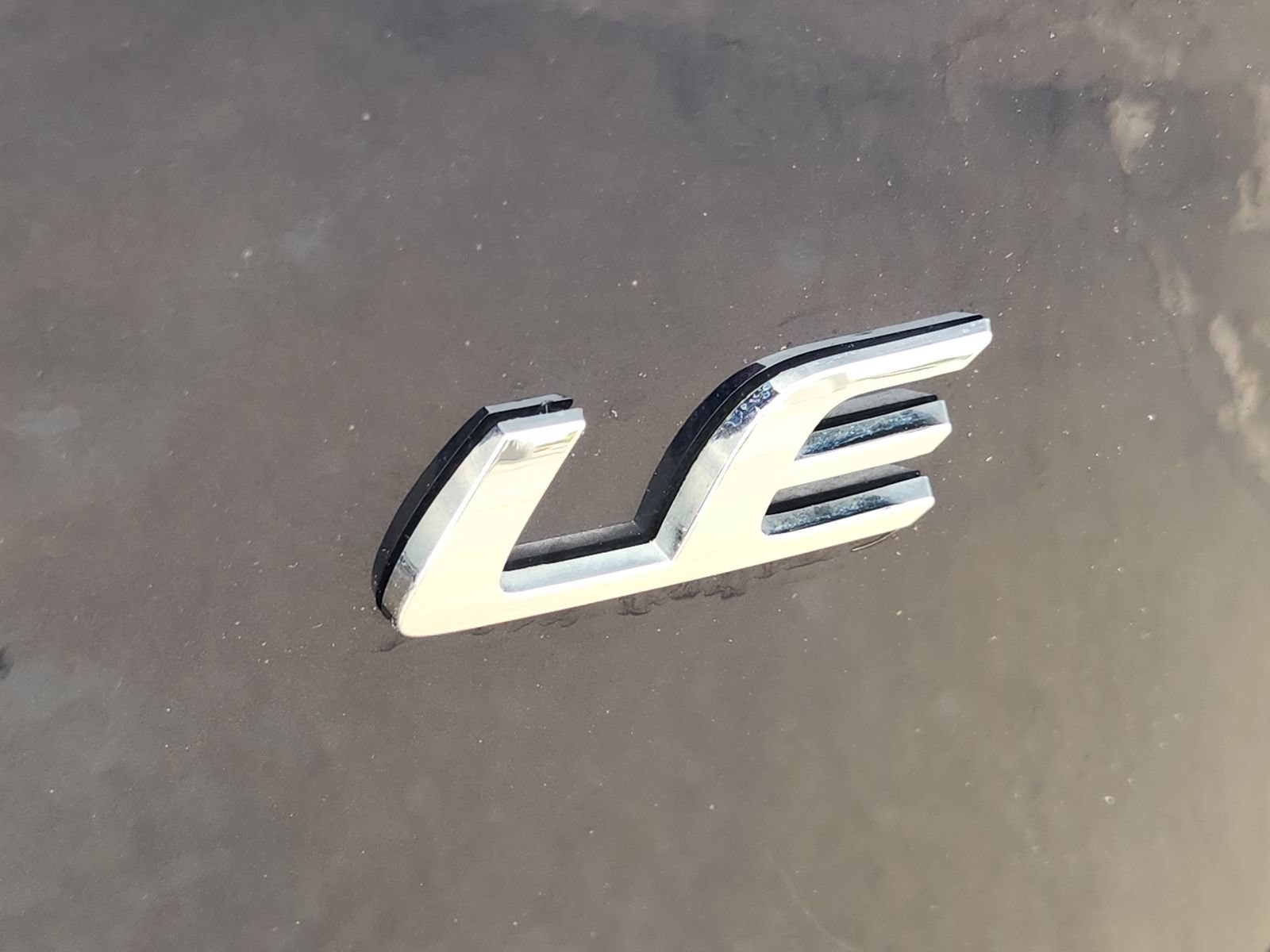 Used 2025 Toyota Corolla LE FWD image 13