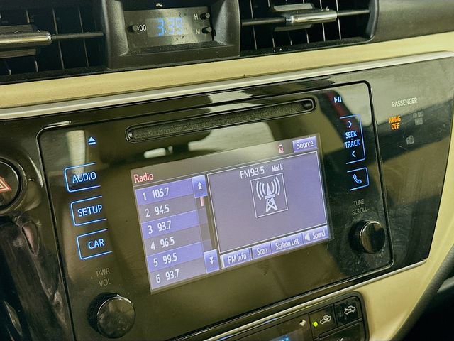 Used 2017 Toyota Corolla LE image 14