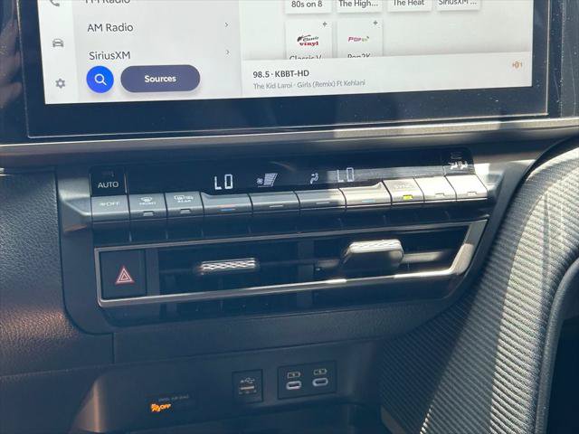 Certified 2026 Toyota Camry SE w/ Multimedia Upgrade Package AWD/4WD image 31