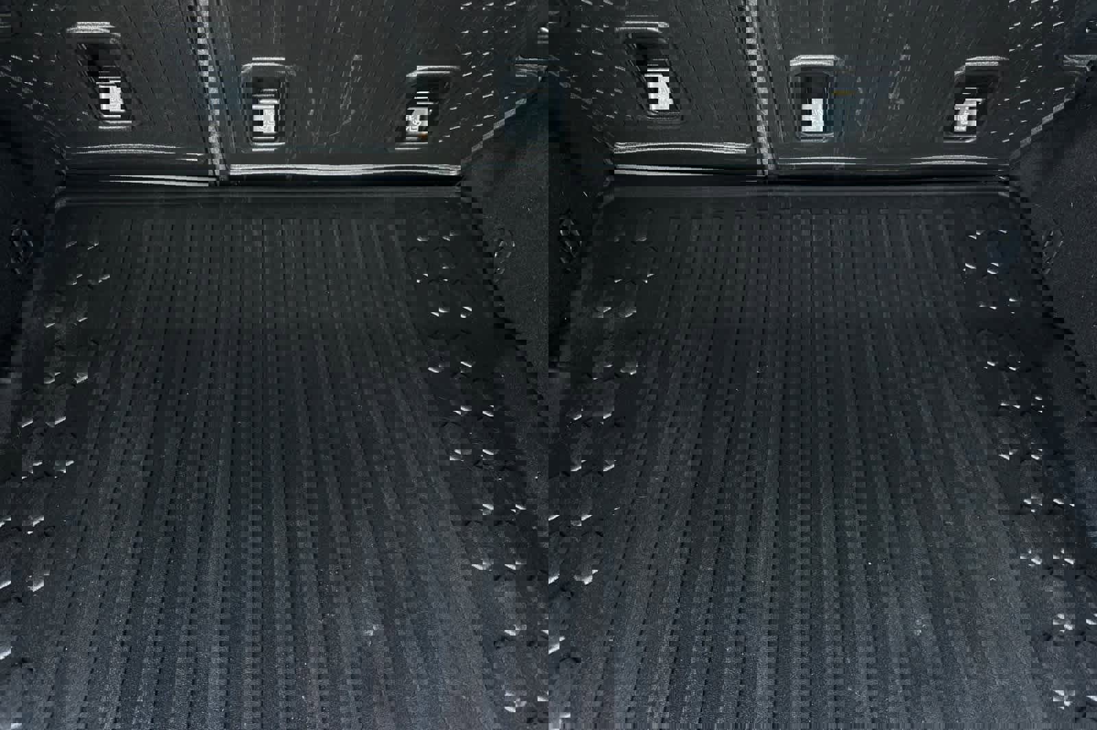 Used 2022 Subaru Outback Touring XT w/ Popular Package #2 image 17