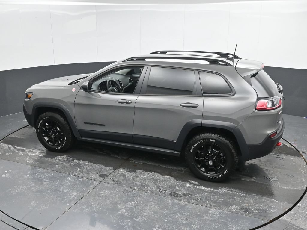 Used 2023 Jeep Cherokee Trailhawk w/ Trailer Tow Group AWD/4WD image 43