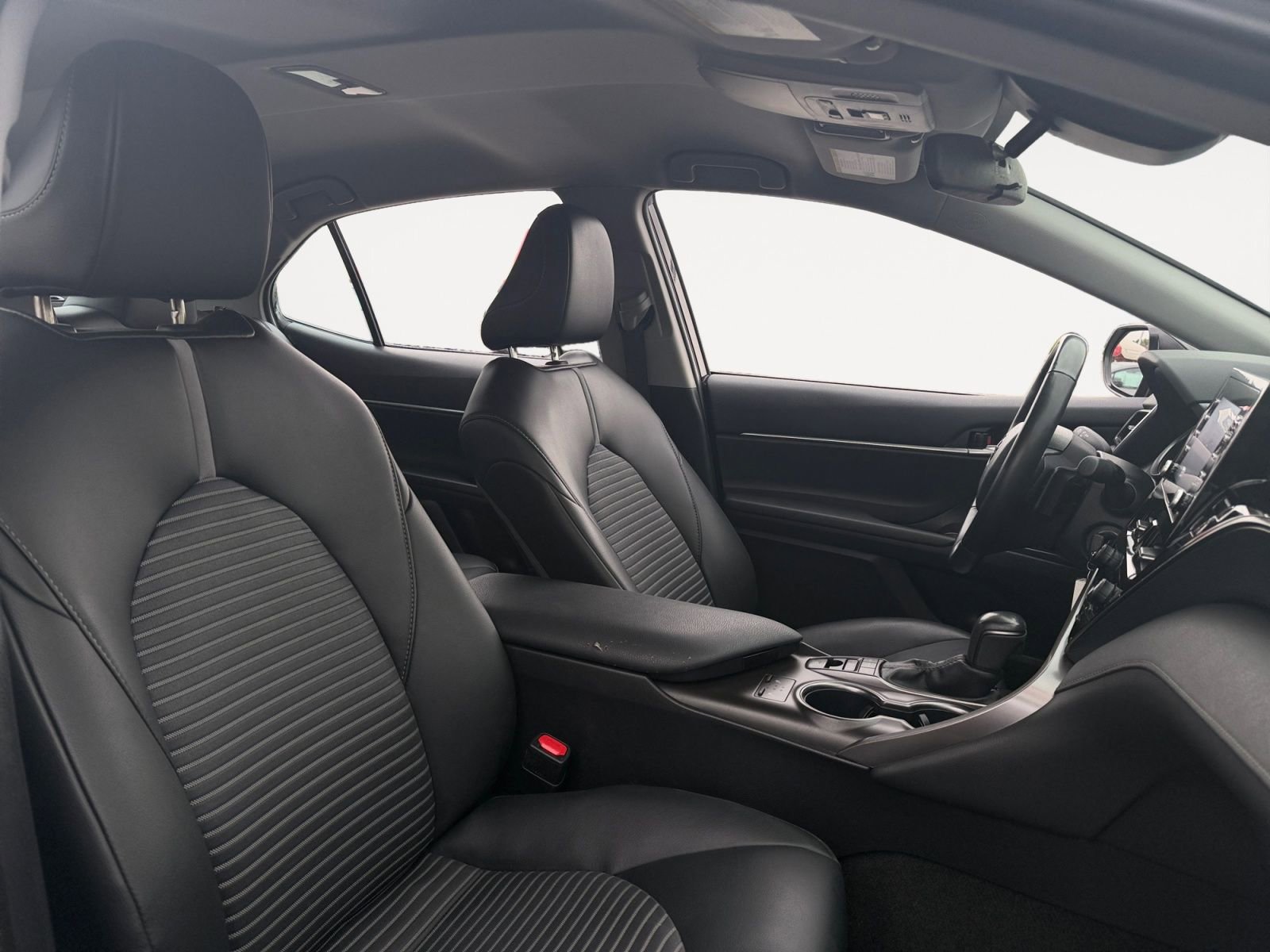 Certified 2024 Toyota Camry SE w/ Cold Weather Package image 15