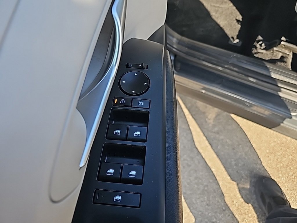 Certified 2025 Hyundai Tucson SEL image 12