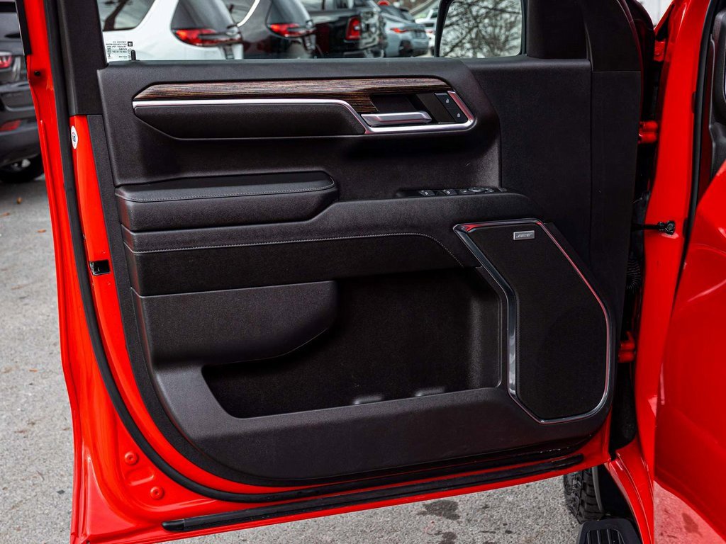 Used 2024 GMC Sierra 1500 Elevation w/ Elevation Premium Package image 11