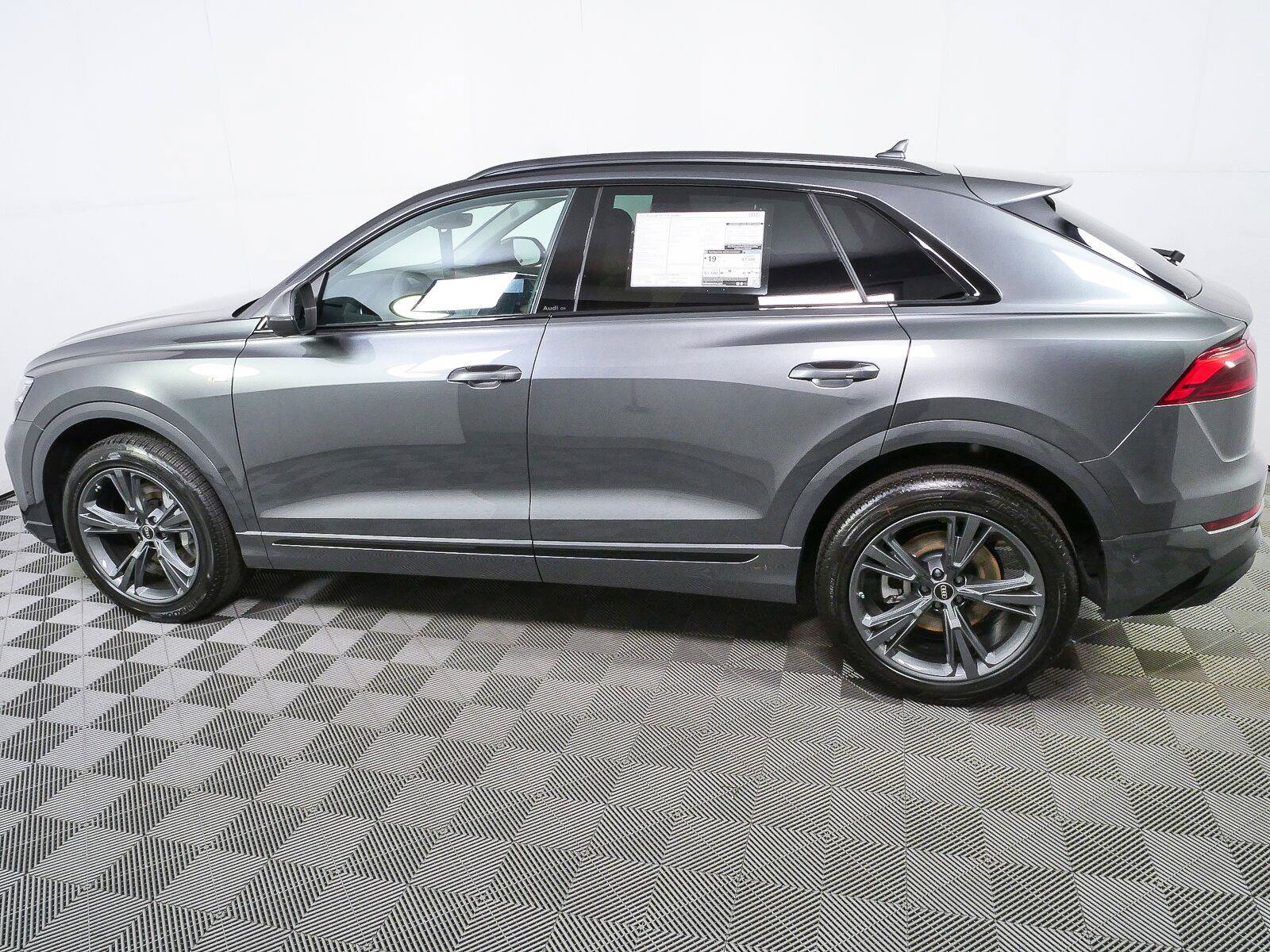New 2027 Audi Q8 Premium AWD/4WD image 24
