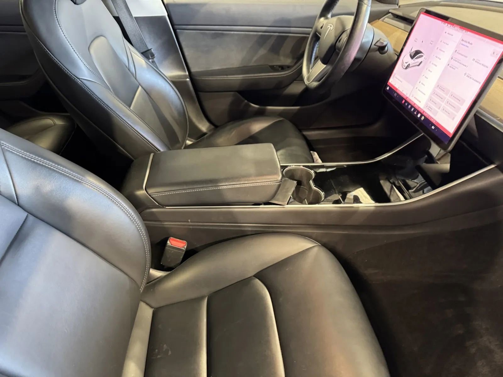 Used 2019 Tesla Model 3 Standard Range Plus image 6