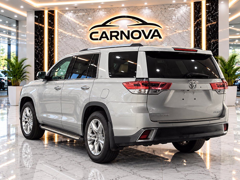 Used 2018 Toyota Highlander Limited FWD image 4
