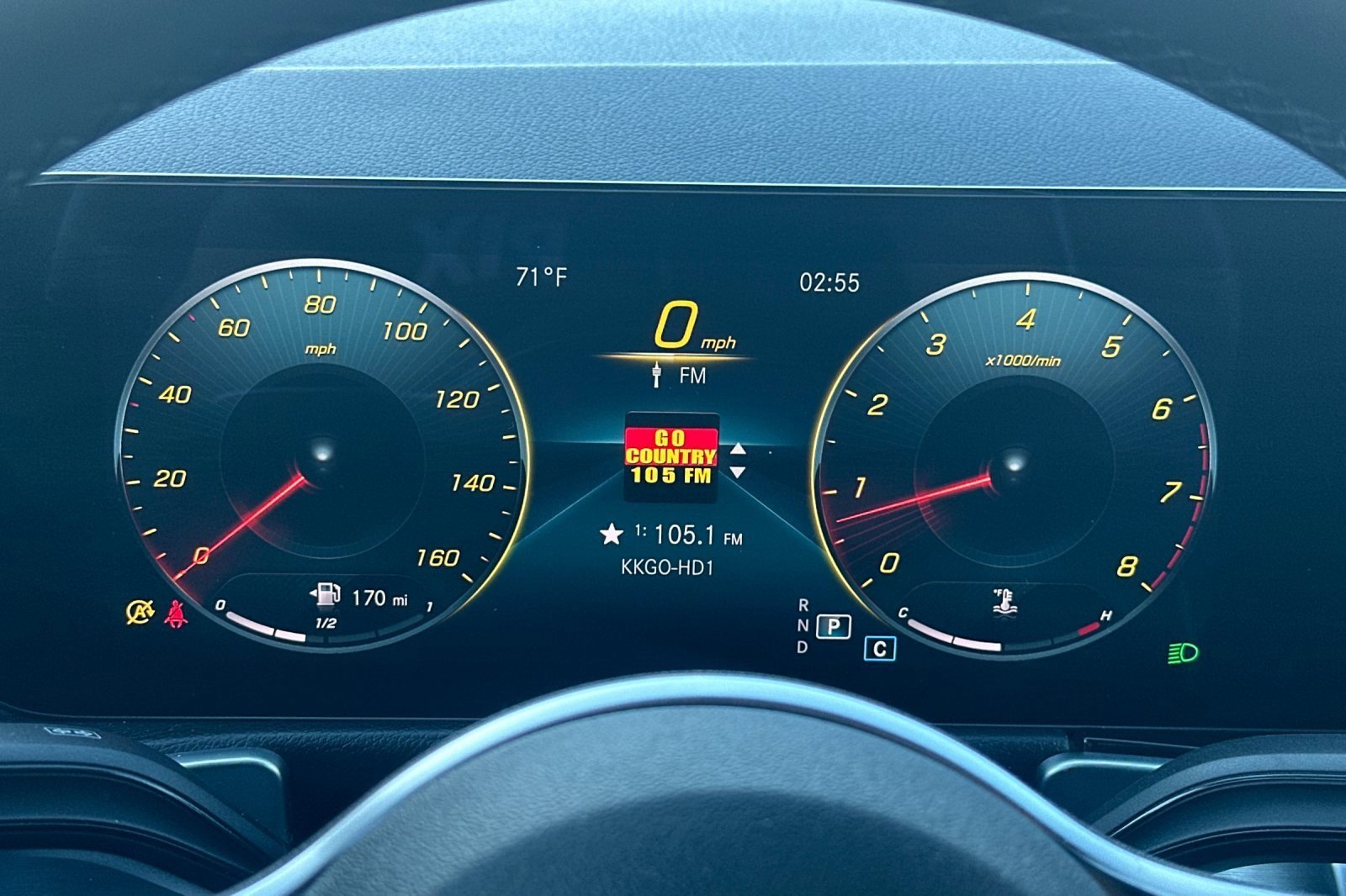 Used 2022 Mercedes-Benz GLB 250 4MATIC image 23