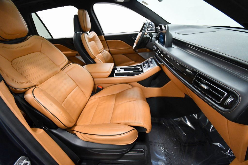 Used 2022 Lincoln Aviator Black Label w/ Dynamic Handling Package image 20