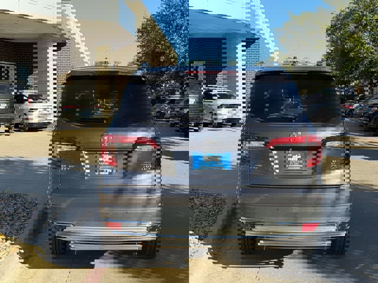 Used 2019 Honda Pilot Touring image 5