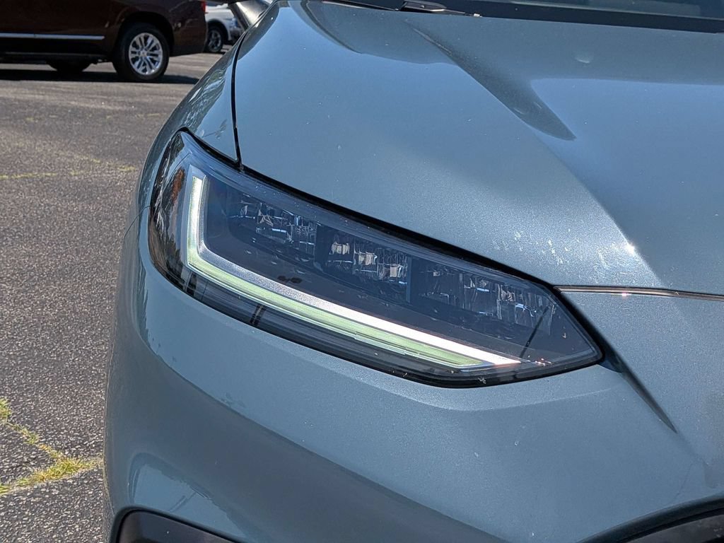 Used 2025 Honda HR-V Sport image 13
