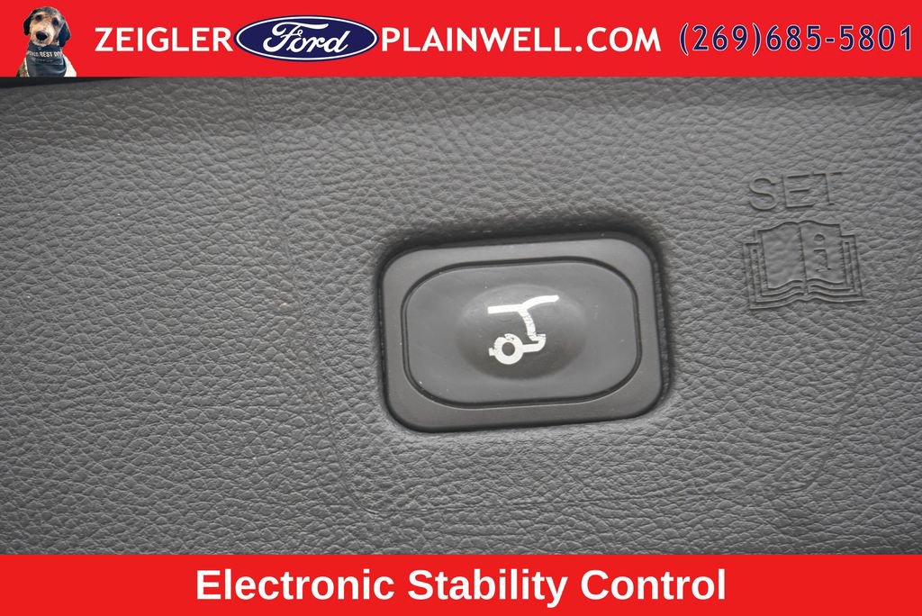 Used 2024 Ford Edge ST-Line AWD/4WD image 9