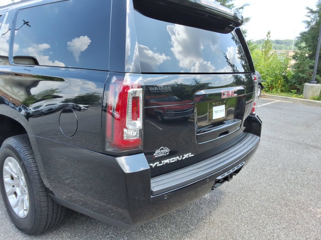 Used 2017 GMC Yukon XL SLT RWD image 13