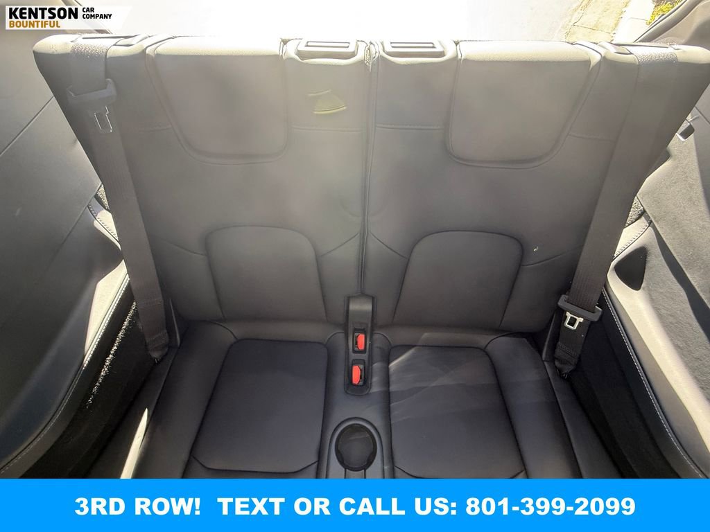 Used 2024 Tesla Model Y Long Range AWD/4WD image 34