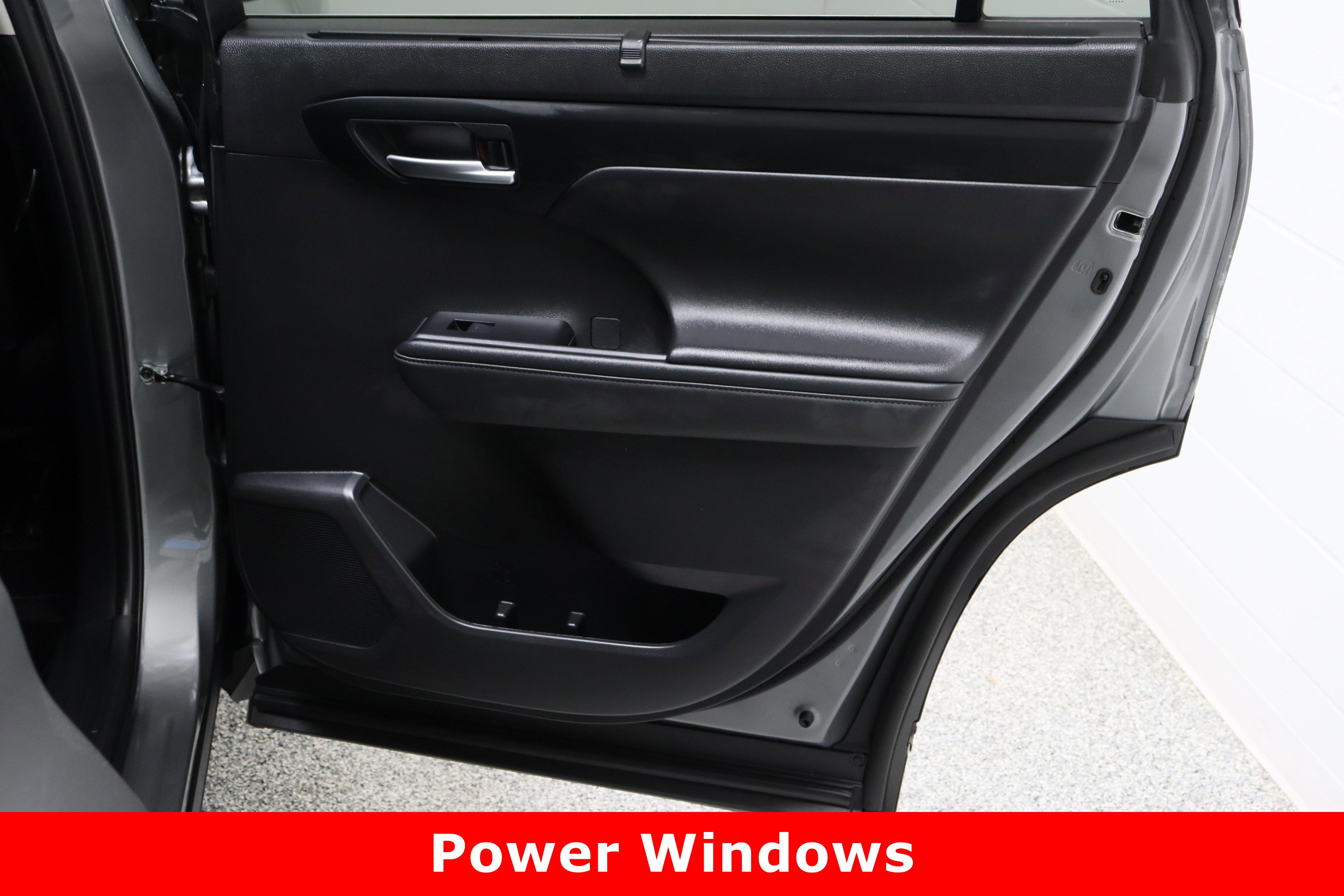 Certified 2025 Toyota Highlander XLE AWD/4WD image 37