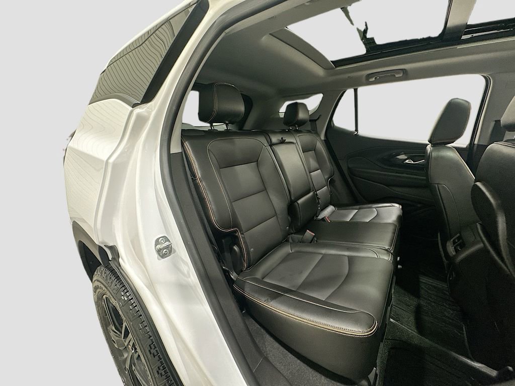 Used 2024 GMC Terrain AT4 w/ Infotainment Package II AWD/4WD image 28