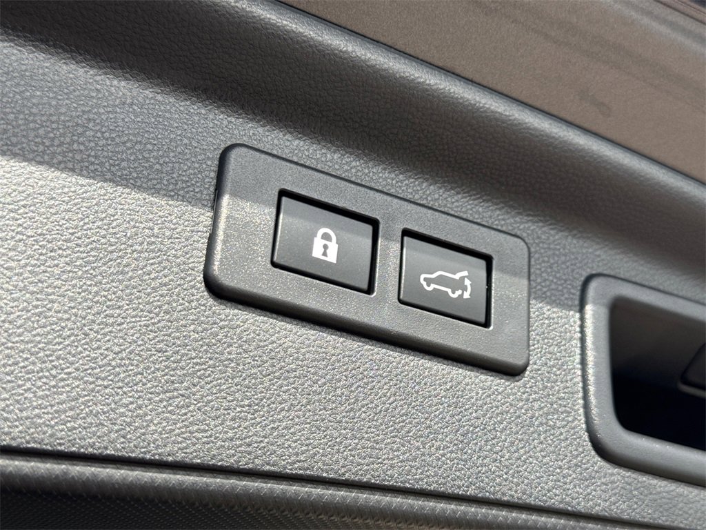 Used 2024 Subaru Forester Limited image 11