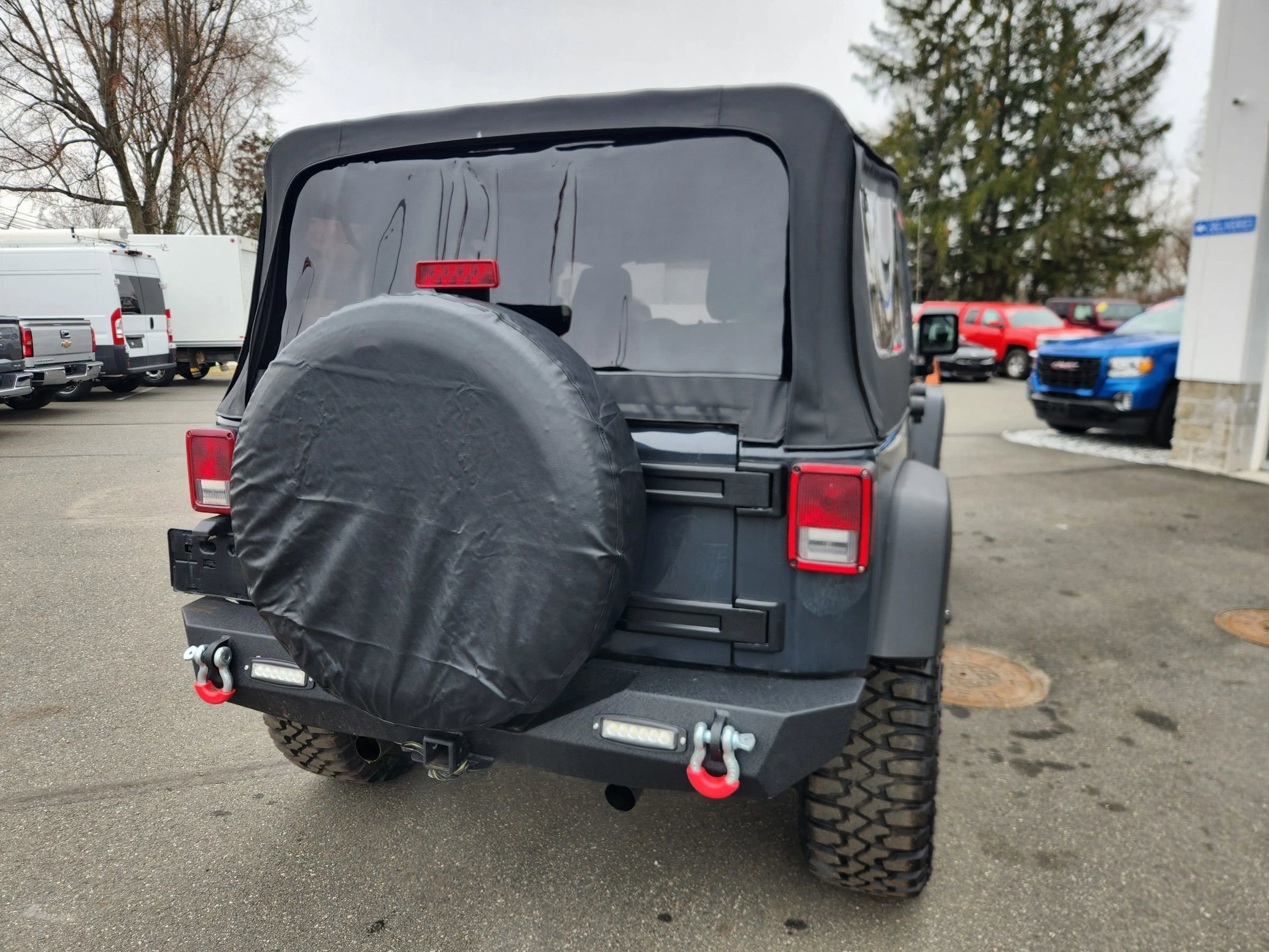 Used 2017 Jeep Wrangler Unlimited Sport image 13