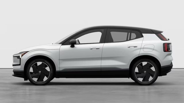New 2026 Volvo EX30 Ultra w/ Protection Package Premier AWD/4WD image 2