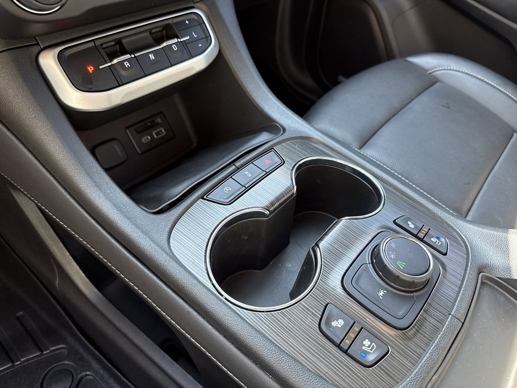Used 2023 GMC Acadia SLT w/ Elevation Edition FWD image 30
