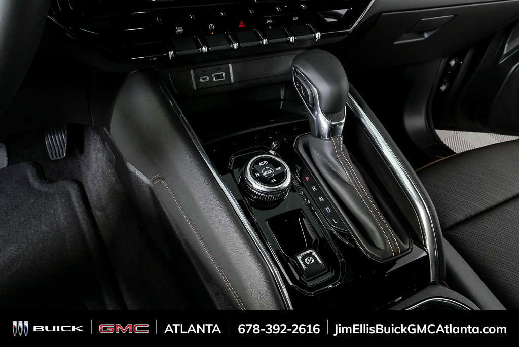 New 2026 GMC Canyon AT4 w/ AT4 Premium Package image 17