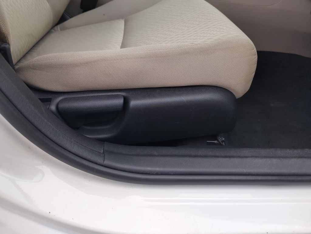 Used 2015 Honda Civic SE image 36