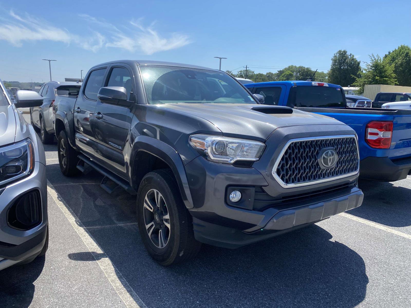 Used 2019 Toyota Tacoma TRD Sport RWD image 1