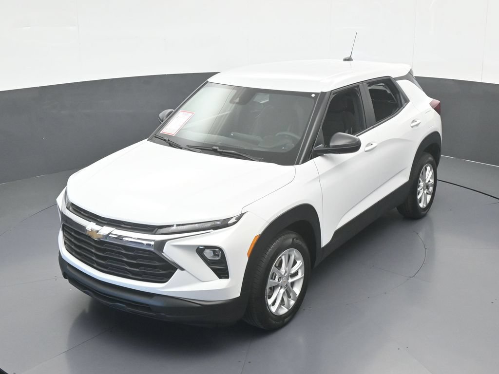 Used 2026 Chevrolet TrailBlazer LS FWD image 43