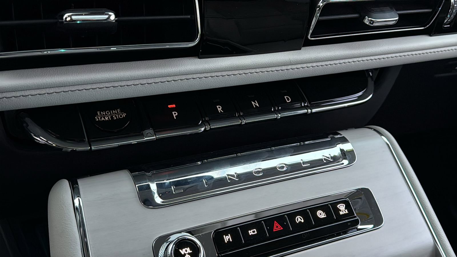 New 2026 Lincoln Aviator Reserve image 26