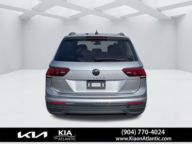 Used 2024 Volkswagen Tiguan S image 4