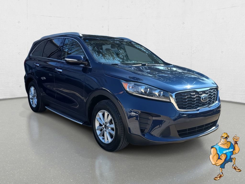 Used 2019 Kia Sorento LX w/ LX Convenience Package image 3