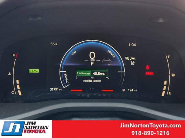 Used 2025 Toyota Camry SE image 17