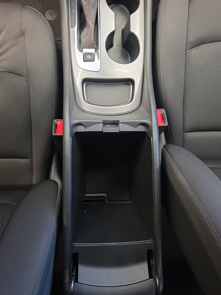Used 2025 Chevrolet Malibu RS FWD image 29