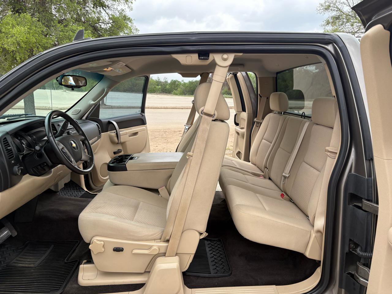 Used 2011 Chevrolet Silverado 1500 LT w/ All-Star Edition image 44