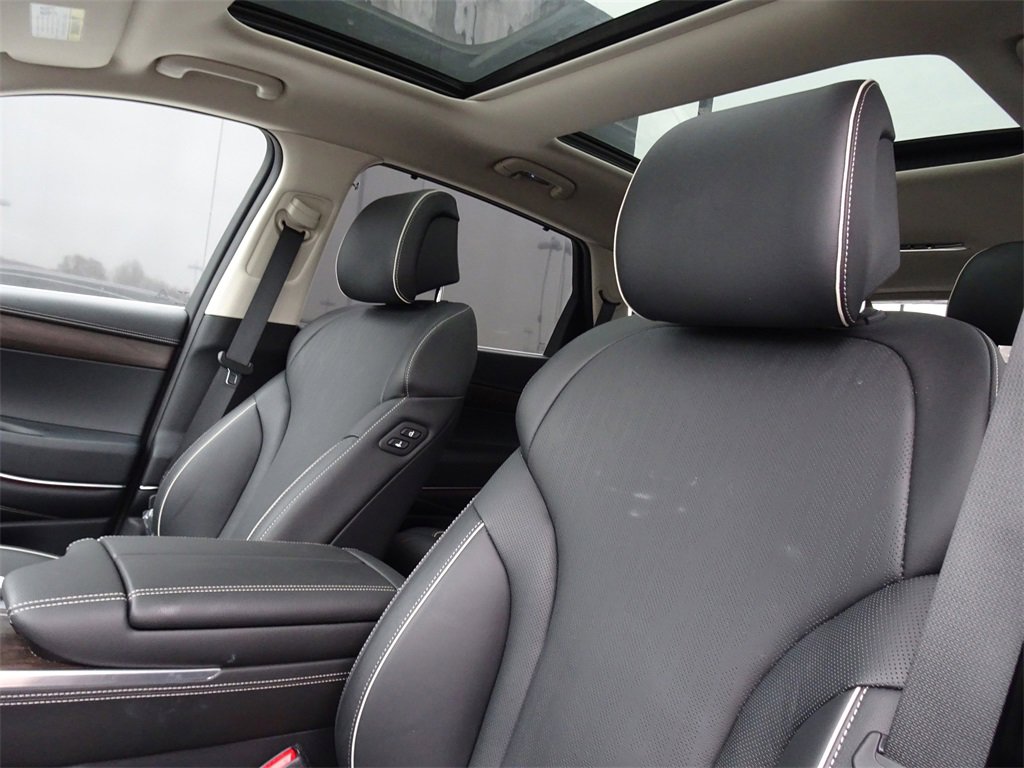 Used 2024 Genesis GV80 3.5T w/ Advanced Package image 8