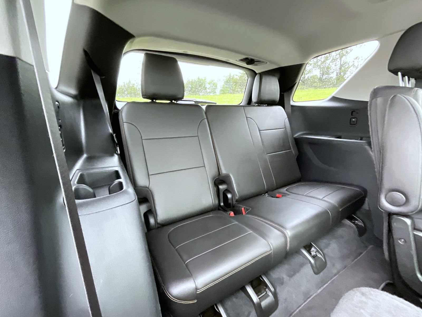 Used 2021 Chevrolet Traverse Premier w/ Redline Edition AWD/4WD image 21