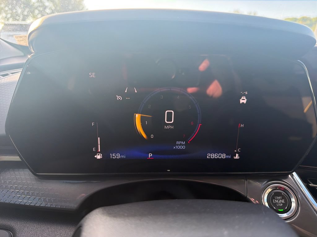 Used 2025 Chevrolet Trax ACTIV FWD image 18